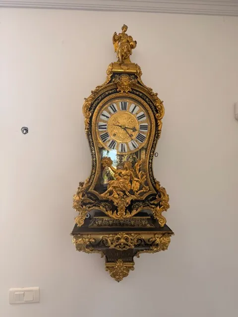 Cartel Boulle en bronze doré et écaille